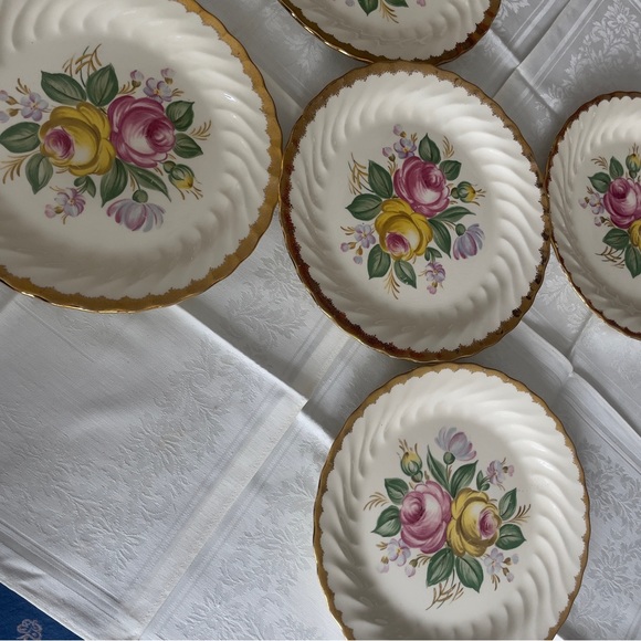 Royal China Quban Dinner Plates, 24K Gold Plates, Easter Lunch Tableware, Gift - Picture 5 of 13